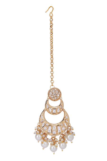 Buy_Auraa Trends_Gold Plated Diamonds, Pearls Kundan Earrings And Maangtikka Set _Online_at_Aza_Fashions