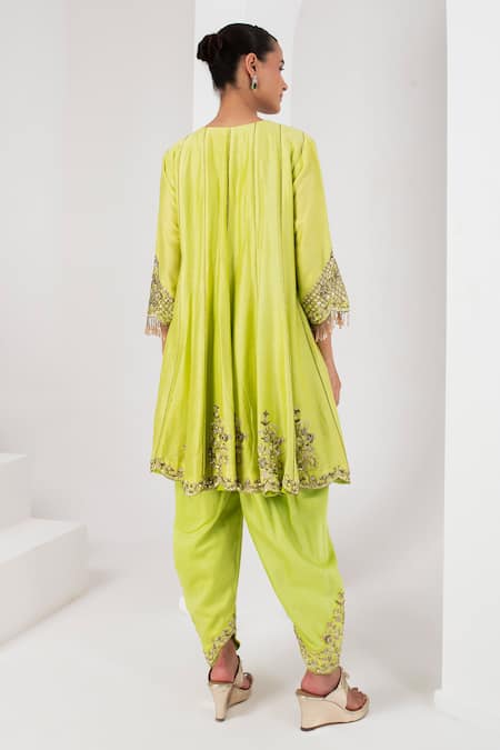 Shop Akara Green Chanderi Silk Sequins High Neck Persian Bloom Embroidered Anarkali Set at Aza Fashions Shop_Akara_Green Chanderi Silk Sequins High Neck Persian Bloom Embroidered Anarkali Set _at_Aza_Fashions