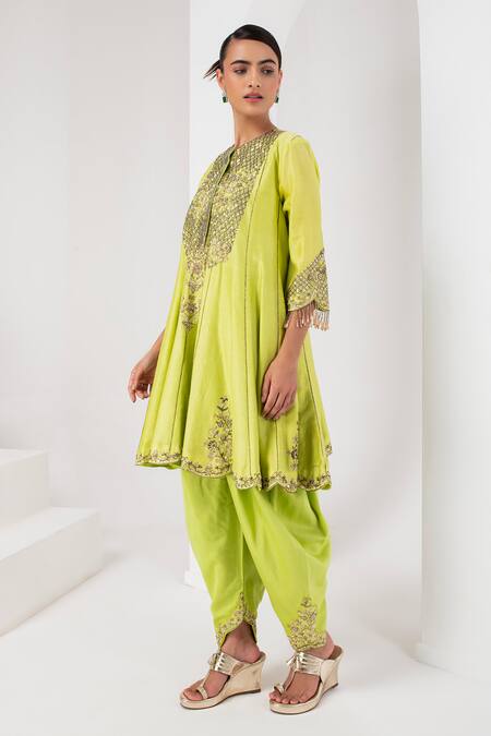 Akara Green Chanderi Silk Sequins High Neck Persian Bloom Embroidered Anarkali Set at Aza Fashions Akara_Green Chanderi Silk Sequins High Neck Persian Bloom Embroidered Anarkali Set _at_Aza_Fashions