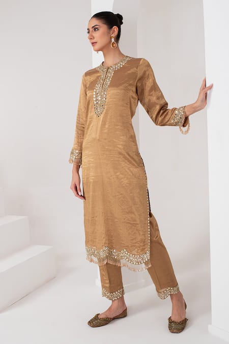 AKARA Mirror Placement Embroidered Kurta Set 