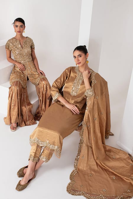 Buy_Akara_Gold Tissue Embroidery, Mirrors Round Neck Placement Kurta Set 