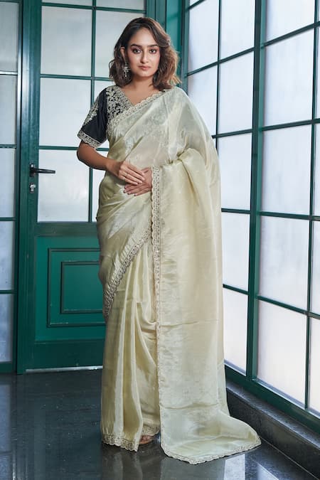 SAYISHA Scallop Hem Saree With Blouse 