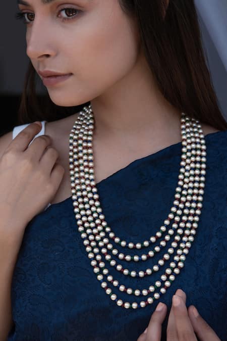 Do Taara Embellished Layered Necklace 