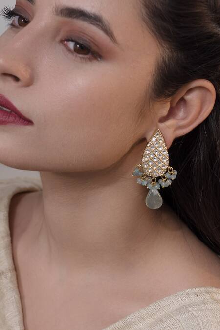 Do Taara Gold Plated Stones Tear Drop Cutwork Earrings Online at Aza Fashions Do Taara_Gold Plated Stones Tear Drop Cutwork Earrings _Online_at_Aza_Fashions