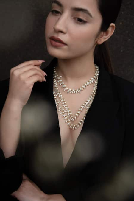 Do Taara Pearl Embellished Layered Necklace 