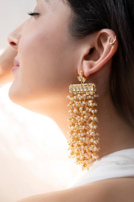 Buy Do Taara Gold Plated Gota Patti, Pearls Gulbahar Kundan And Shell Embellished Danglers Online at Aza Fashions Buy_Do Taara_Gold Plated Gota Patti, Pearls Gulbahar Kundan And Shell Embellished Danglers _Online_at_Aza_Fashions