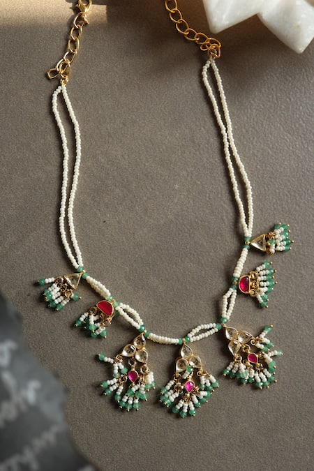 Shop Do Taara Green Gul Kundan And Shell Pearl Embellished Necklace at Aza Fashions Shop_Do Taara_Green Gul Kundan And Shell Pearl Embellished Necklace _at_Aza_Fashions