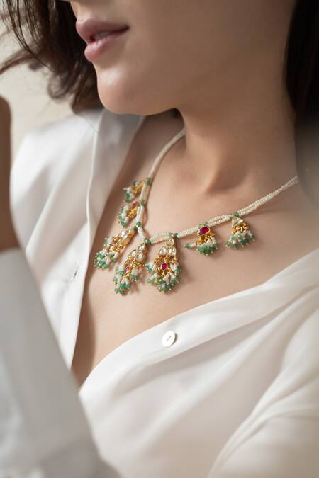 Do Taara Green Gul Kundan And Shell Pearl Embellished Necklace Online at Aza Fashions Do Taara_Green Gul Kundan And Shell Pearl Embellished Necklace _Online_at_Aza_Fashions