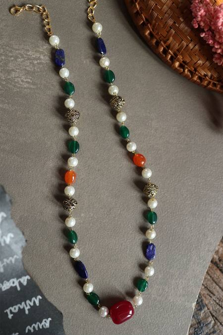 Do Taara_Silver Plated Gleaming Polki Embellished Victorian Necklace _at_Aza_Fashions