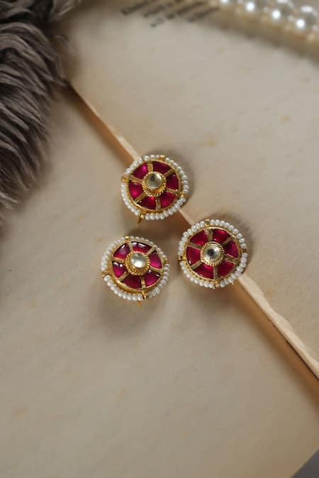 Shop Do Taara Red Pearls Kundan Embellished Braid Pin - Set Of 3 at Aza Fashions Shop_Do Taara_Red Pearls Kundan Embellished Braid Pin - Set Of 3 _at_Aza_Fashions