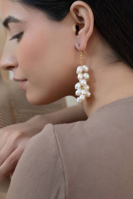 Do Taara Gold Plated Pearls Shell Embellished Earrings Online at Aza Fashions Do Taara_Gold Plated Pearls Shell Embellished Earrings _Online_at_Aza_Fashions