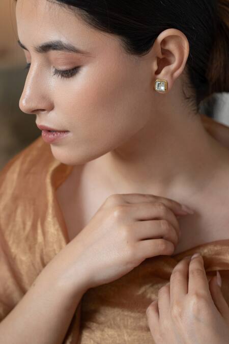 Shop Do Taara Green Diamonds, Stones Kundan Embellished Choker Necklace Set Online at Aza Fashions Shop_Do Taara_Green Diamonds, Stones Kundan Embellished Choker Necklace Set_Online_at_Aza_Fashions