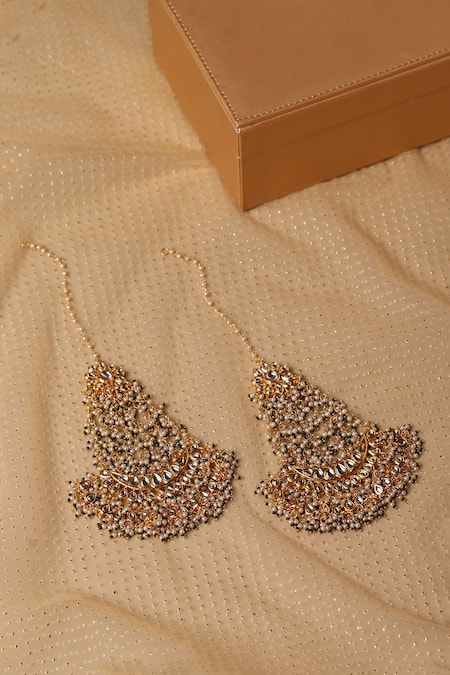 Ruby Raang Phool Kundan Embellished Chandbalis 