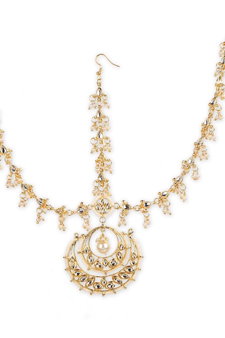 Buy Ruby Raang Gold Plated Teardrop Kundan Embellished Mathapatti Online at Aza Fashions Buy_Ruby Raang_Gold Plated Teardrop Kundan Embellished Mathapatti _Online_at_Aza_Fashions