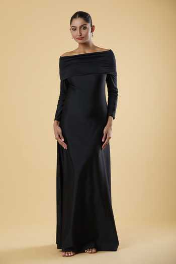Naintara Bajaj_Black Polyester Solid Off Shoulder Plain Overfold Maxi Dress_Online_at_Aza_Fashions