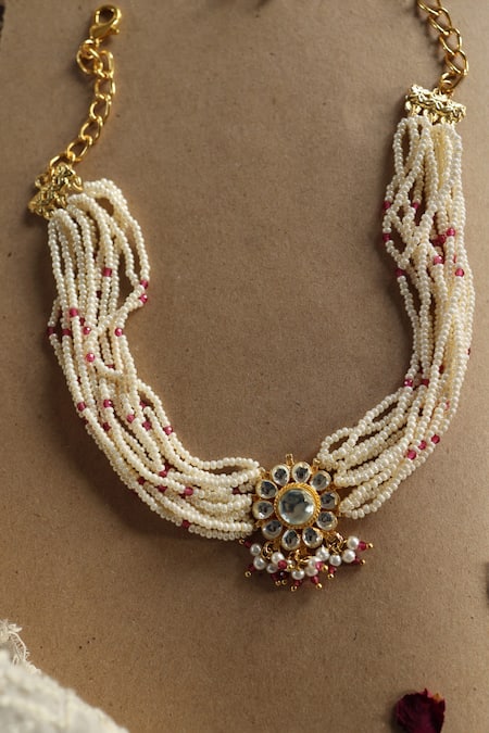 Do Taara Pink Kundan Shell Pearl Embellished Pendant Choker 