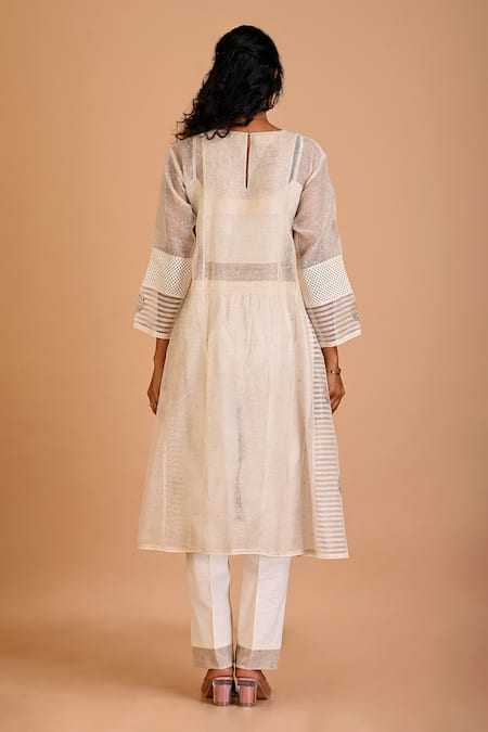 Shop Mityan Ivory Embroidery Round Neck Aari And Floral Print Tunic Set at Aza Fashions Shop_Mityan_Ivory Embroidery Round Neck Aari And Floral Print Tunic Set _at_Aza_Fashions