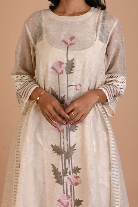 Buy Mityan Ivory Embroidery Round Neck Aari And Floral Print Tunic Set Online at Aza Fashions Buy_Mityan_Ivory Embroidery Round Neck Aari And Floral Print Tunic Set _Online_at_Aza_Fashions
