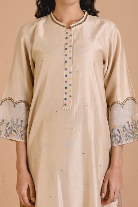 Buy Mityan Ivory Silk, Chanderi Embroidery Collared Aloe Placket Tunic And Pant Set Online at Aza Fashions Buy_Mityan_Ivory Silk, Chanderi Embroidery Collared Aloe Placket Tunic And Pant Set _Online_at_Aza_Fashions