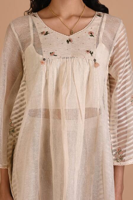 Buy Mityan Ivory Silk Embroidery V-neck Angelica Printed And Tunic Set Online at Aza Fashions Buy_Mityan_Ivory Silk Embroidery V-neck Angelica Printed And Tunic Set _Online_at_Aza_Fashions