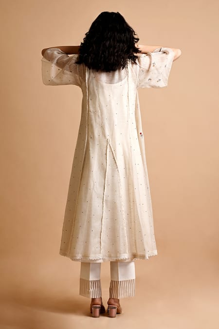 Mityan Lilac Embroidered Angrakha Tunic With Inner 