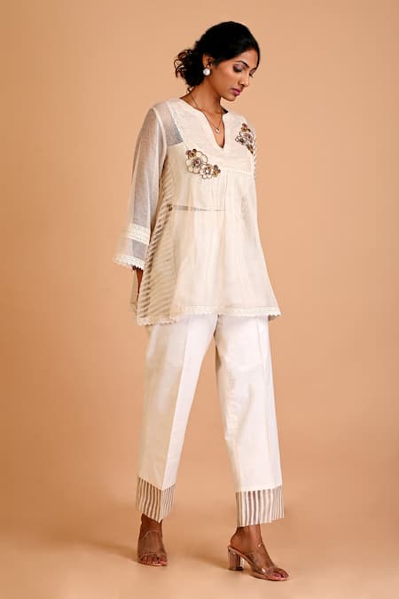 Mityan Ivory Jute Silk Embroidered Thread Round Orchid Short Kurta Pant Set 