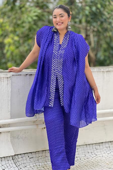 Samatvam by Anjali Bhaskar Purple Blended Georgette Printed Bandhani V Neck Kaftan Tunic And Pant Set 