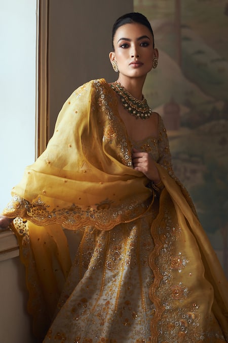 Buy Anushree Reddy Ivory Organza Sequins, Cut Work, Embroidery Daffodil Floral Bridal Lehenga Set Online at Aza Fashions Buy_Anushree Reddy_Ivory Organza Sequins, Cut Work, Embroidery Daffodil Floral Bridal Lehenga Set _Online_at_Aza_Fashions