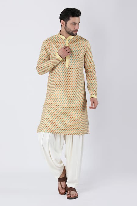 Manish Nagdeo Petal Swirl Pattern Kurta & Salwar Set 