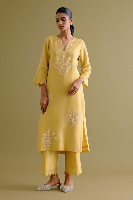 Devnaagri Yellow , Chanderi, Organza Embroidery Split Dori Work Kurta Palazzo Set Online at Aza Fashions Devnaagri_Yellow , Chanderi, Organza Embroidery Split Dori Work Kurta Palazzo Set _Online_at_Aza_Fashions