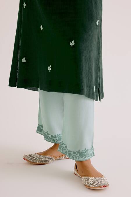 Shop_Devnaagri_Green Kota Doria Embroidery V-neck Kurta Pant Set _Online_at_Aza_Fashions