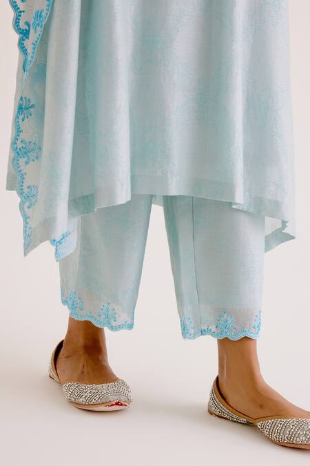 Devnaagri_Blue Silk, Chanderi Embroidery V-neck Dori Work Kaftan And Pant Set_at_Aza_Fashions