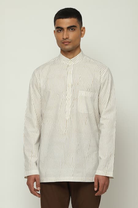 Abraham And Thakore_Off White Cotton Broken Pinstripe Motif Short Kurta _Online_at_Aza_Fashions