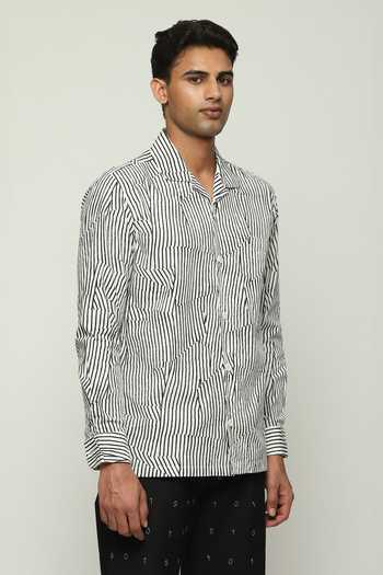 Buy Abraham And Thakore White Cotton Broken Pinstripe Motif Shirt Online at Aza Fashions Buy_Abraham And Thakore_White Cotton Broken Pinstripe Motif Shirt _Online_at_Aza_Fashions