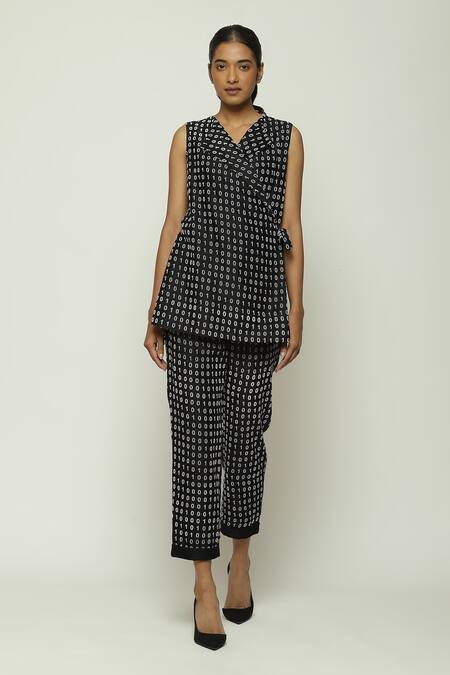 Shop Abraham And Thakore Black Chanderi Collared Binary Code Pattern Top at Aza Fashions Shop_Abraham And Thakore_Black Chanderi Collared Binary Code Pattern Top_at_Aza_Fashions