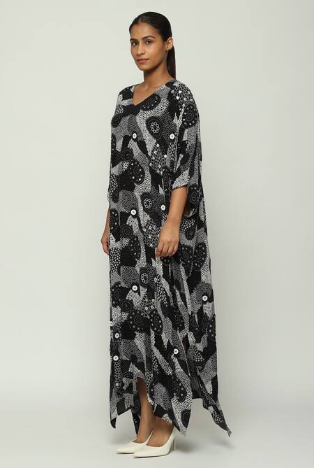 Abraham And Thakore Black Silk Sequins, Embroidery V-neck And Button Circlet Haze Work Kaftan Online at Aza Fashions Abraham And Thakore_Black Silk Sequins, Embroidery V-neck And Button Circlet Haze Work Kaftan_Online_at_Aza_Fashions