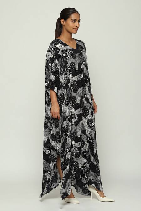 Buy Abraham And Thakore Black Silk Sequins, Embroidery V-neck And Button Circlet Haze Work Kaftan Online at Aza Fashions Buy_Abraham And Thakore_Black Silk Sequins, Embroidery V-neck And Button Circlet Haze Work Kaftan_Online_at_Aza_Fashions