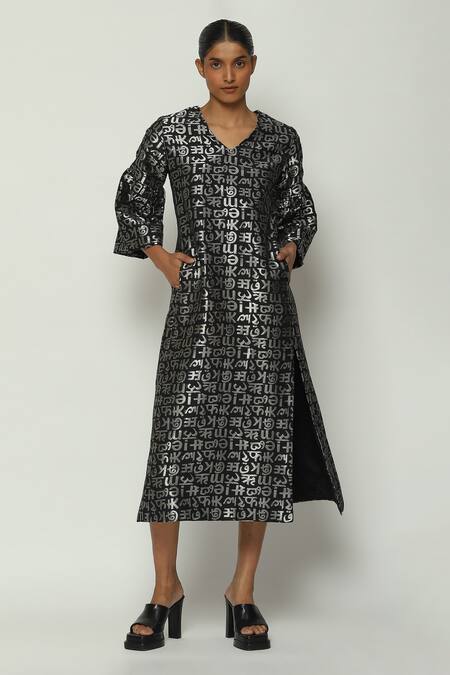 Abraham And Thakore Black Chanderi Cut Work V-neck Calligraphy Zari Pattern Midi Dress 