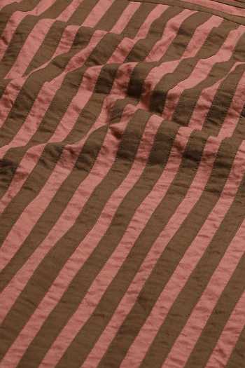 Buy_ABRAHAM AND THAKORE_Red Cotton Applique V-neck Striped V Kurta 