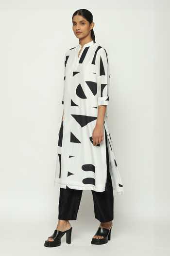 Buy_Abraham And Thakore_White Silk, Cotton Mandarin Collar Oversized Calligraphy Print Kurta_Online_at_Aza_Fashions