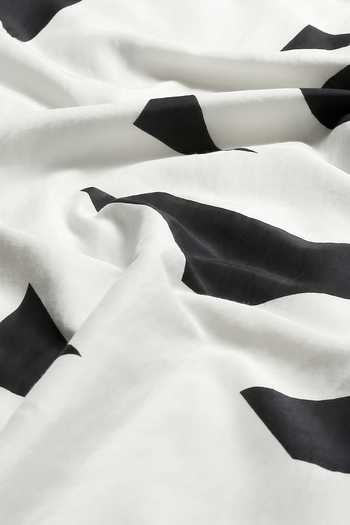 Abraham And Thakore_White Silk, Cotton Mandarin Collar Oversized Calligraphy Print Kurta_at_Aza_Fashions