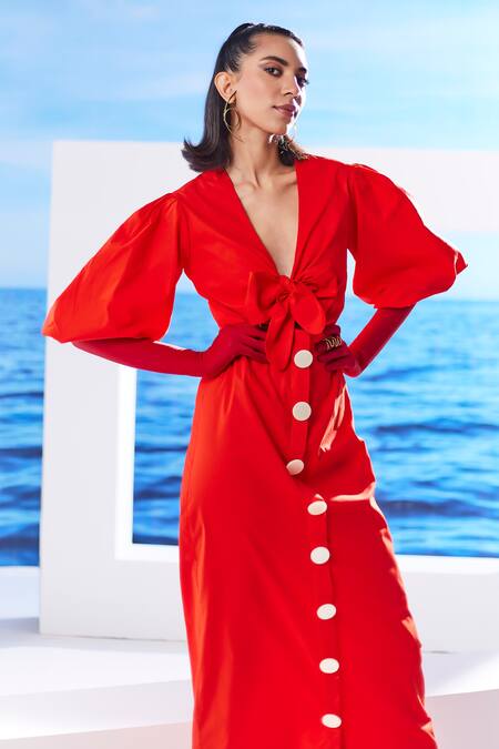 Buy House Of Zeniaa Red Cotton V-neck Summer Breeze Front Tie- Up Midi Dress Online at Aza Fashions Buy_House Of Zeniaa_Red Cotton V-neck Summer Breeze Front Tie- Up Midi Dress_Online_at_Aza_Fashions