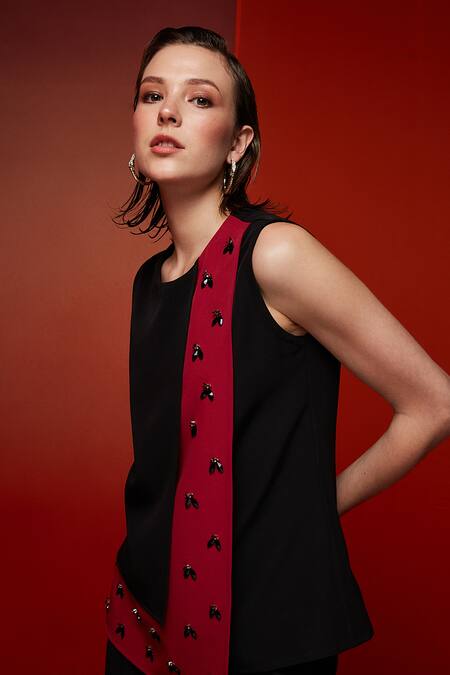 House Of Zeniaa_Black Crepe Crystals Round Neck Rose Panelled Top_Online_at_Aza_Fashions