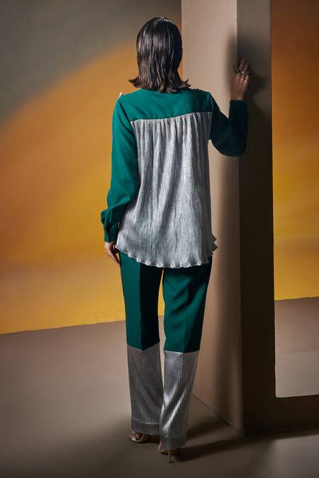 Shop_House Of Zeniaa_Green Luxury Crepe Collared Vanessa Top And Pant Set _at_Aza_Fashions
