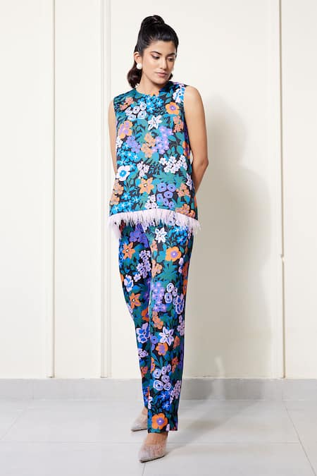 House of Zeniaa Soft Breeze Floral Print Top & Pant Co-ord Set 