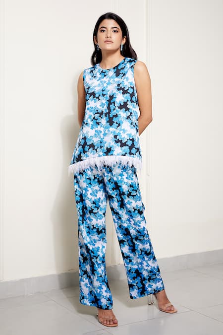 House of Zeniaa Soft Breeze Floral Pattern Top & Pant Co-ord Set 