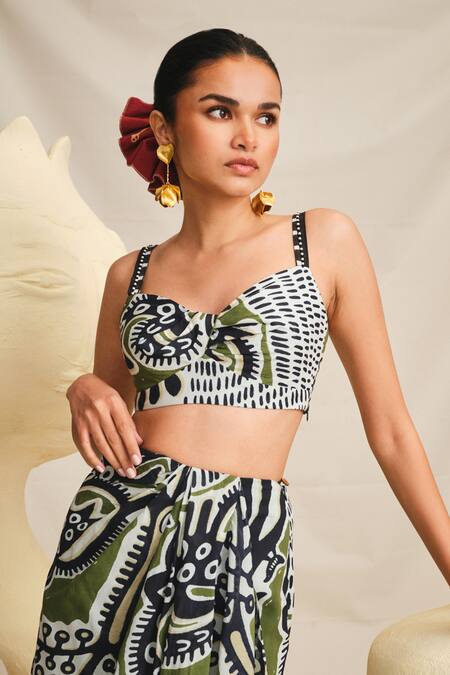 Buy Jodi Green Modal Sweetheart Neck Sohrai Paintings Print Crop Top And Draped Skirt Set Online at Aza Fashions Buy_Jodi_Green Modal Sweetheart Neck Sohrai Paintings Print Crop Top And Draped Skirt Set _Online_at_Aza_Fashions