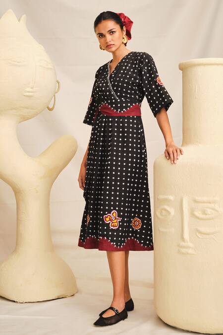Jodi Black Cotton Applique, Embroidery V-neck Pipli Checkered Dress Online at Aza Fashions Jodi_Black Cotton Applique, Embroidery V-neck Pipli Checkered Dress_Online_at_Aza_Fashions