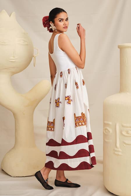Shop Jodi White Poplin Round Neck Chittara Printed Dress at Aza Fashions Shop_Jodi_White Poplin Round Neck Chittara Printed Dress _at_Aza_Fashions
