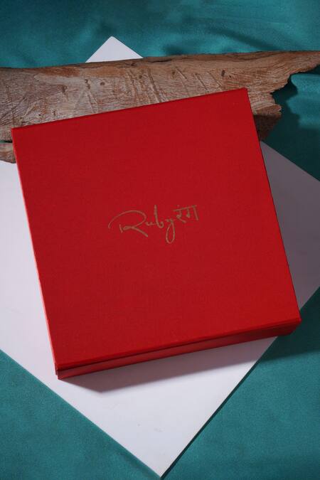 Shop Ruby Raang Gold Plated Kundan And Pearl Embellished Mathapatti Online at Aza Fashions Shop_Ruby Raang_Gold Plated Kundan And Pearl Embellished Mathapatti _Online_at_Aza_Fashions